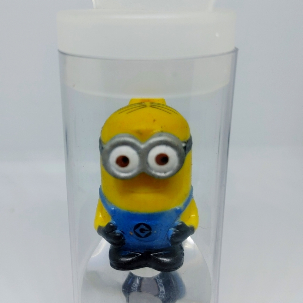 NWT USB THUMB DRIVE IN SEALED CONTAINER